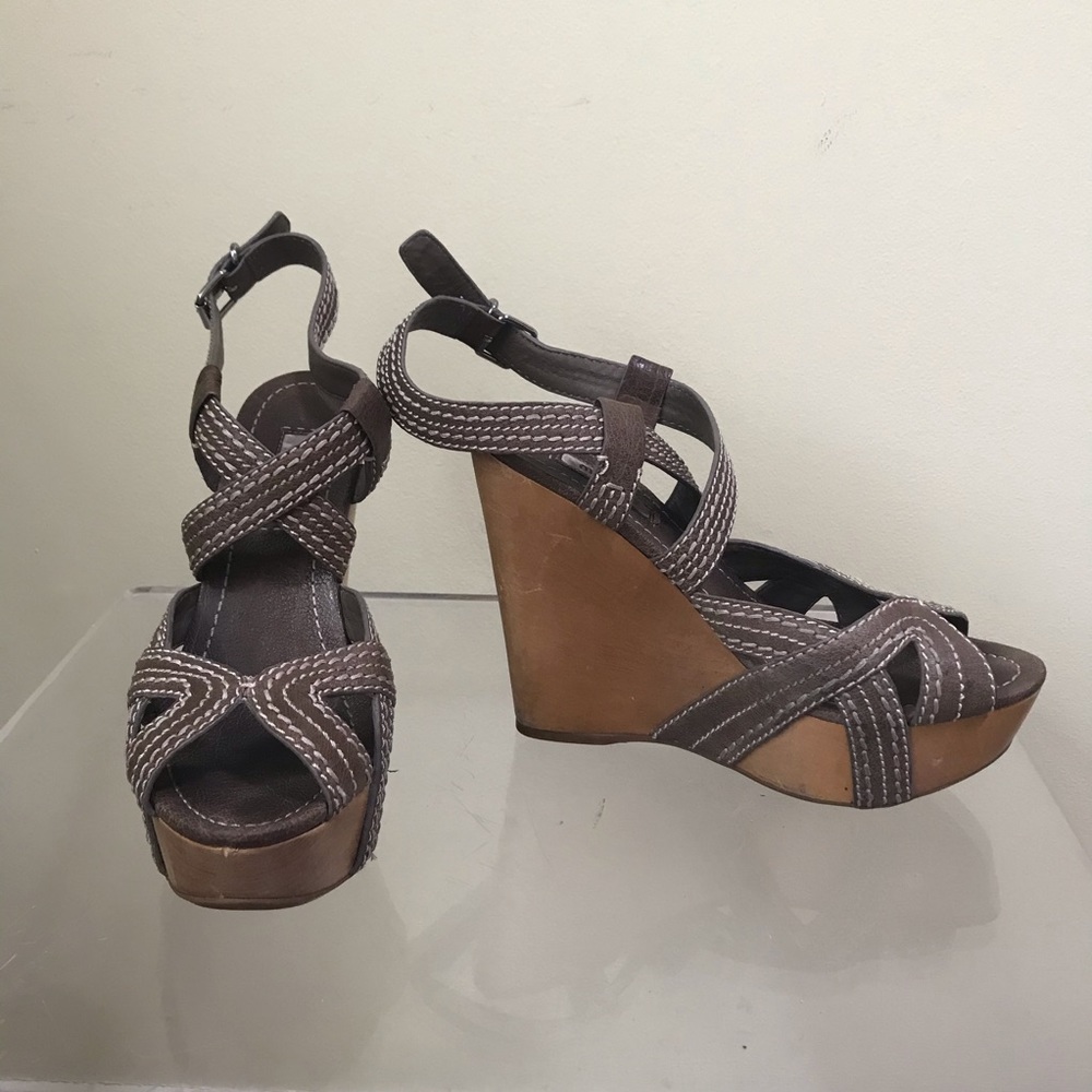 MIU MIU Strappy Leather Platform Wedge Heel Sandals Stitch Wood Ankle Strap Shoe